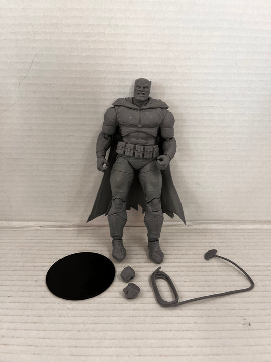 McFarlane DC Multiverse Batman: The Dark Knight Returns Platinum Chase