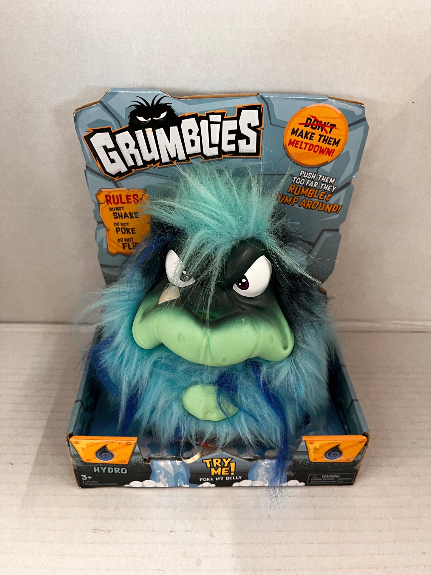 Pomsies Grumblies Hydro Plush Interactive Surfer Toy - Blue