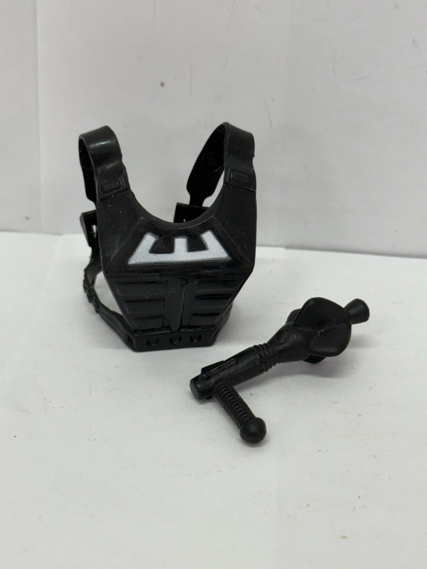 Vintage He-Man MOTU ZODAC Black Ray GUN & Harness Chest ARMOR 1981 Weapon #1