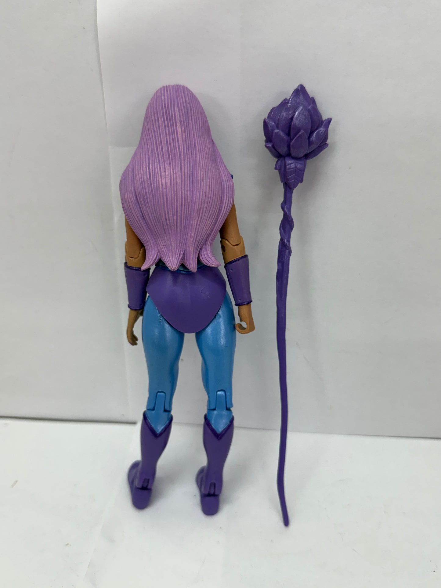 GLIMMER Masters of the Universe Classics She-Ra Princess of Power MOTU MOTUC