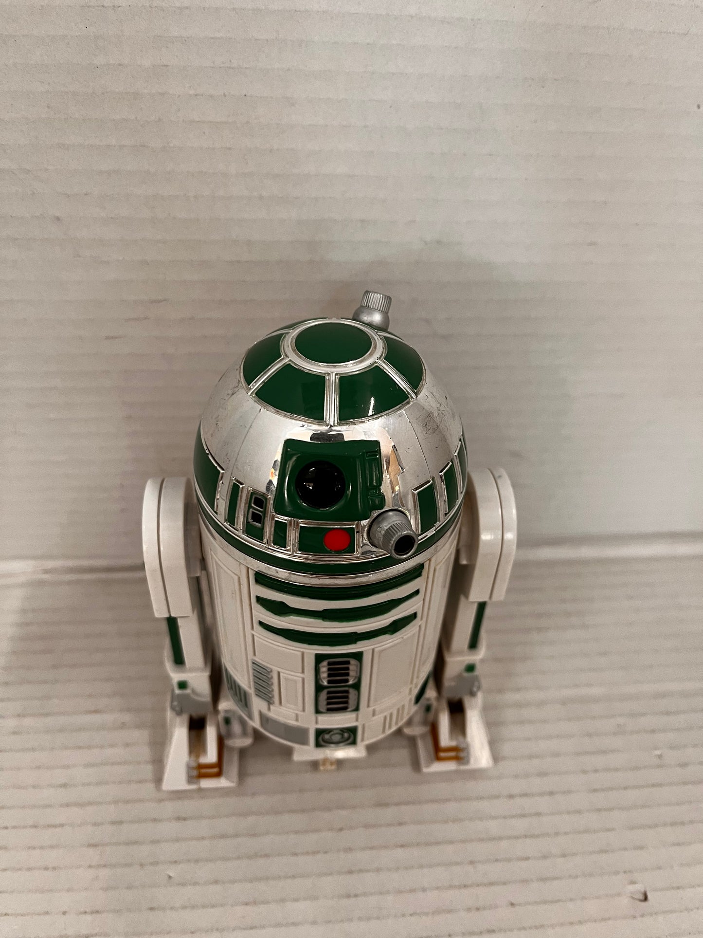 Rare Vintage 1997 Hasbro Kenner Star Wars R2-D2 Green Action Figure