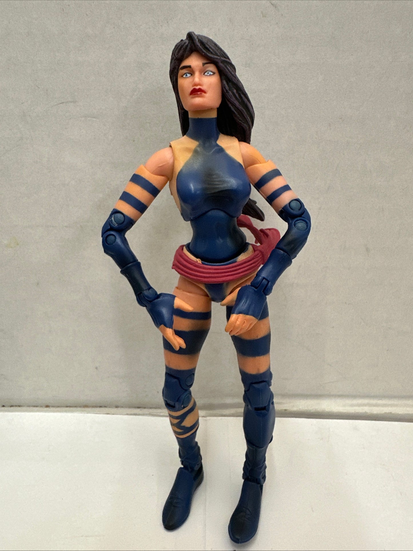 Marvel Legends ToyBiz 2006 Series 14 Psylocke 6" Action Figure (USED)