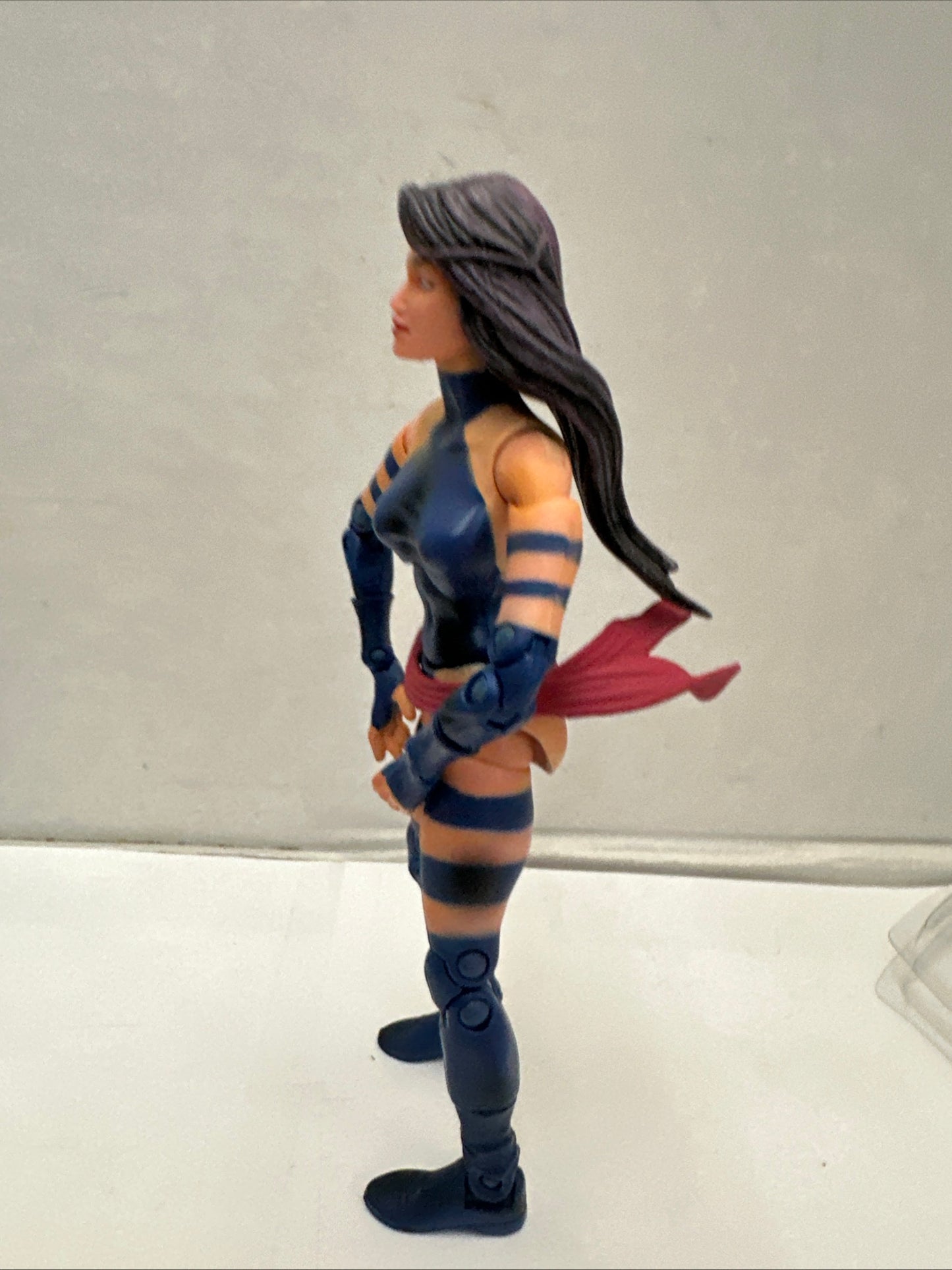 Marvel Legends ToyBiz 2006 Series 14 Psylocke 6" Action Figure (USED)