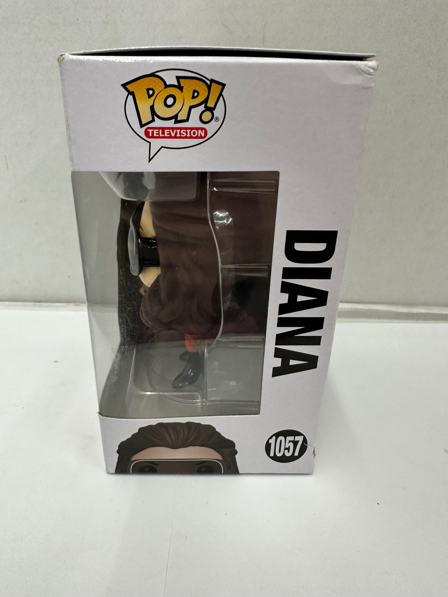 Funko Pop! Vinyl V Series Pop Television Diana #1057