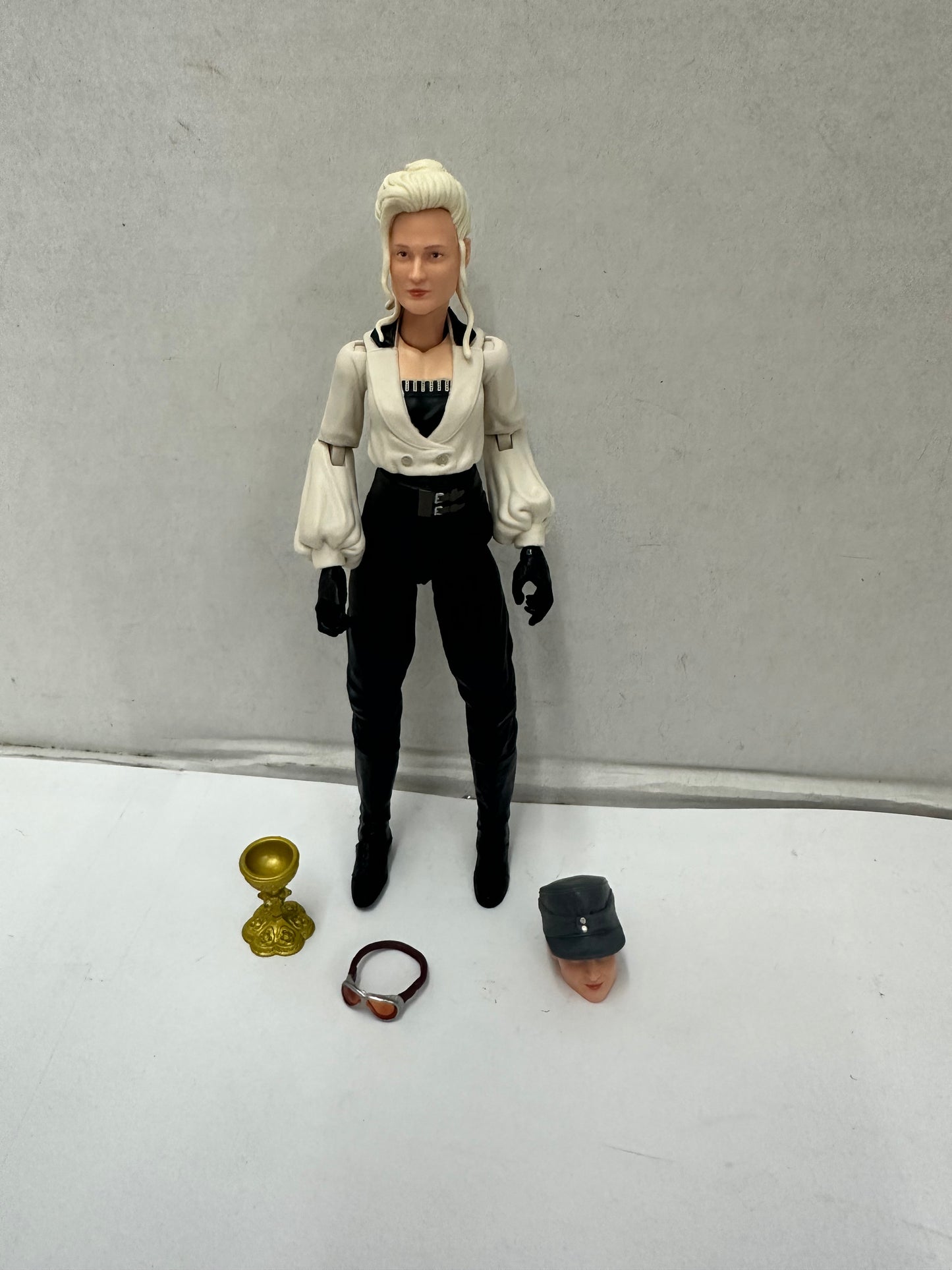 Indiana Jones Adventure Series Dr. Elsa Schneider Open Box