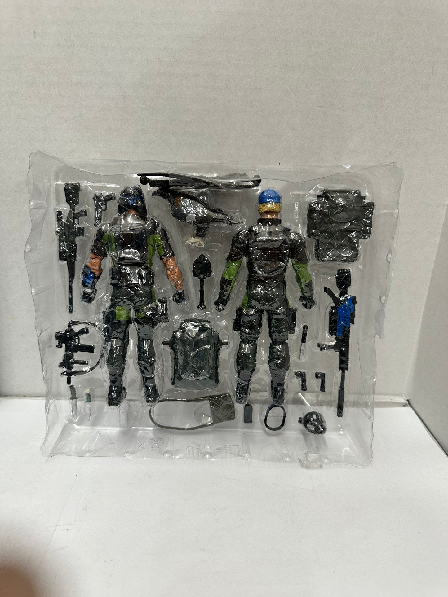 GI Joe Classified Mad Marauders Spirit and Low-Light Action figure #128 Open Box