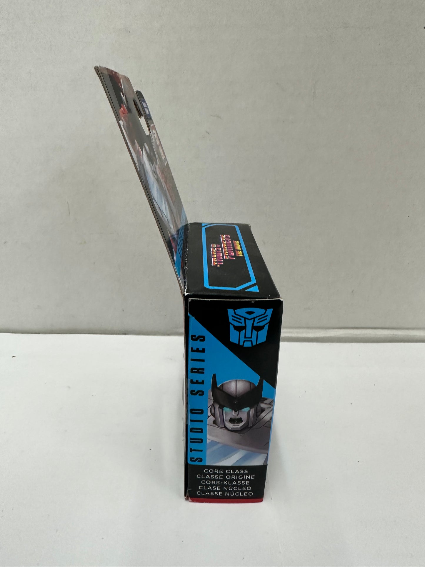 Transformers the Movie ~ Studio Series '86 Core Class ~ Autobot Ratchet ~