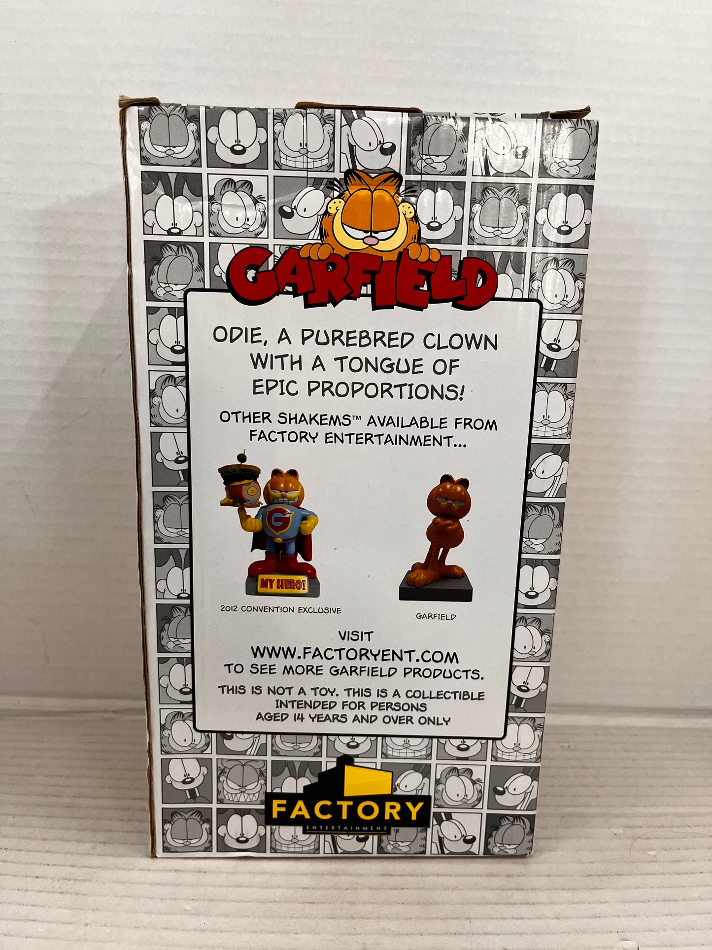 Factory Entertainment: Garfield - Odie Shakems Collectible Figure
