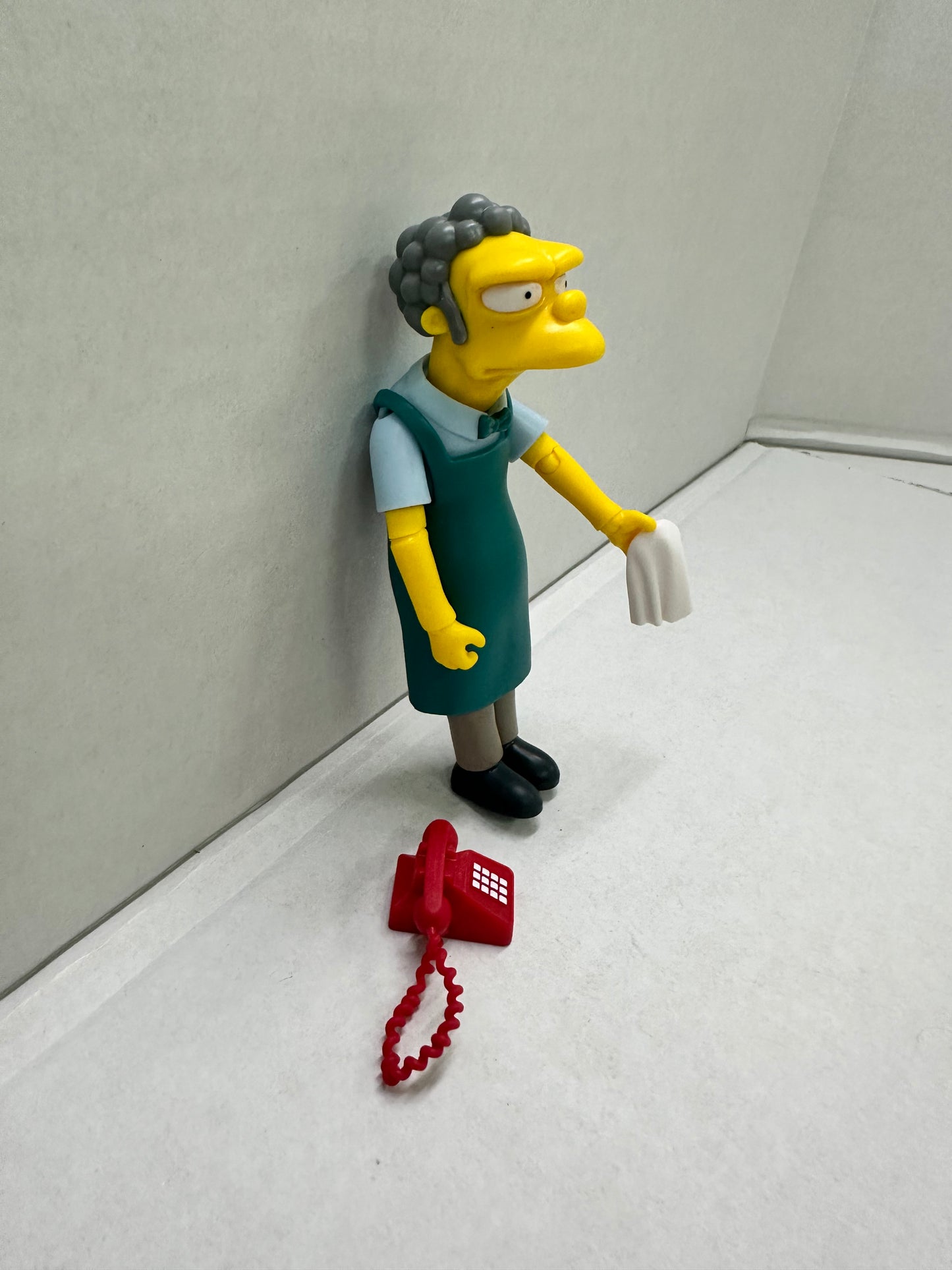 Jakks The Simpsons 5” Moe Action Figure Loose Complete