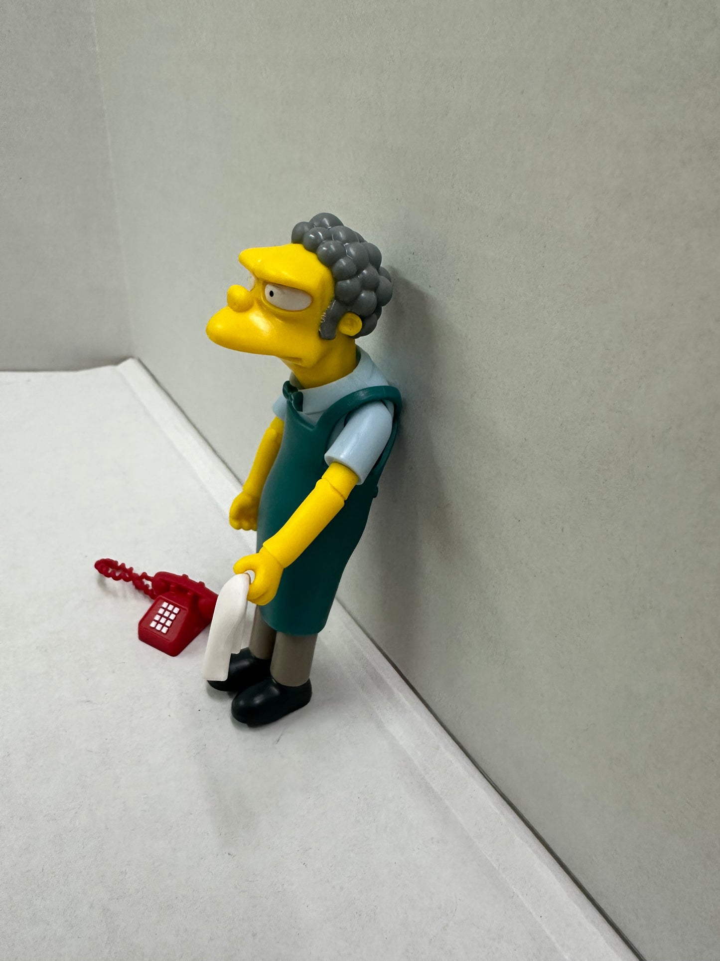 Jakks The Simpsons 5” Moe Action Figure Loose Complete