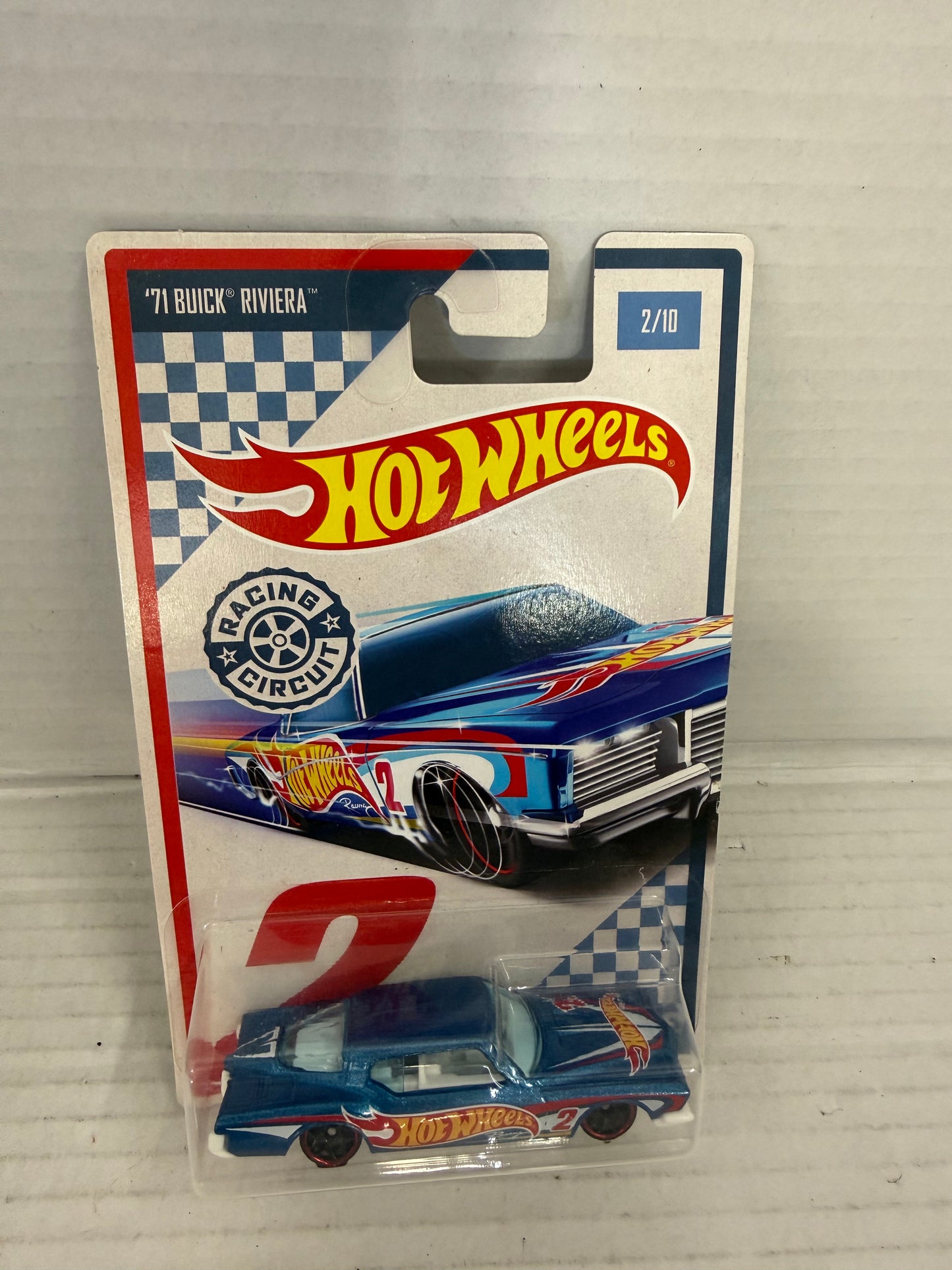 2018 Hot Wheels Racing Circuit #2/10 '71 Buick Riviera Blue