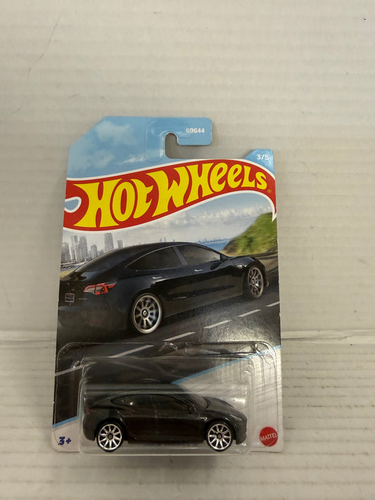 Hot Wheels Tesla Model 3 Black 3/5 2022 Luxury Sedans New in Original Package