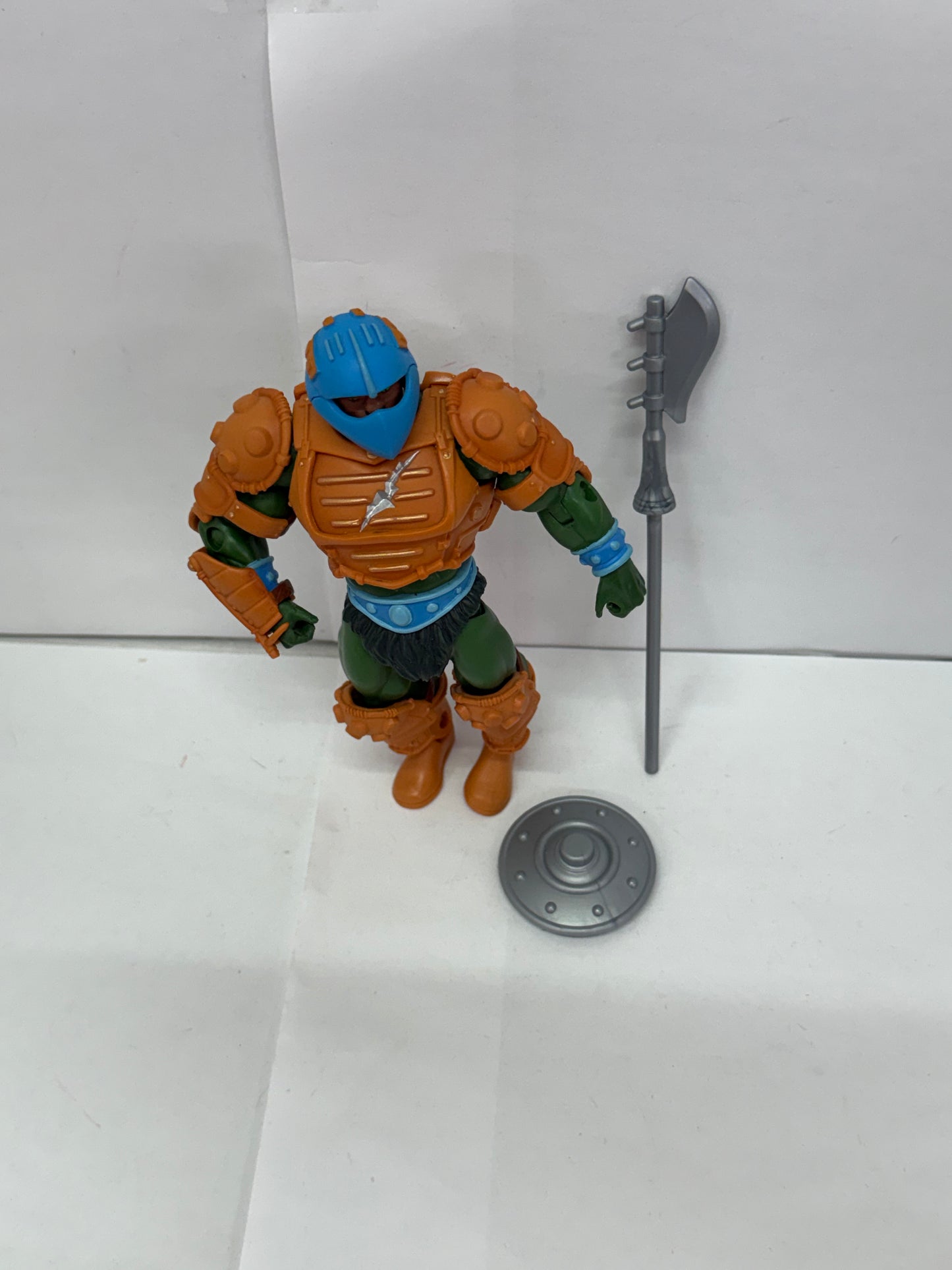 Masters of the Universe MOTU Classics ETERNIAN PALACE GUARD Black Action Figure