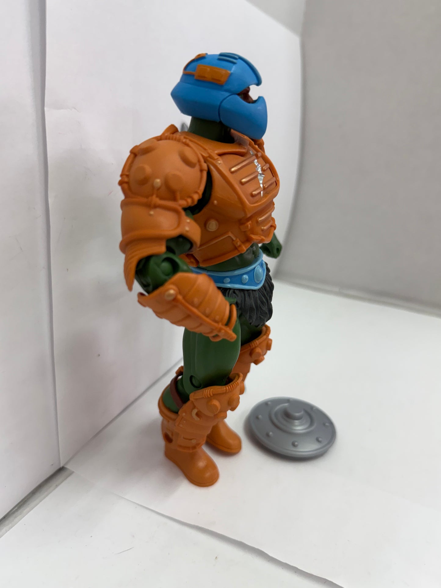 Masters of the Universe MOTU Classics ETERNIAN PALACE GUARD Black Action Figure