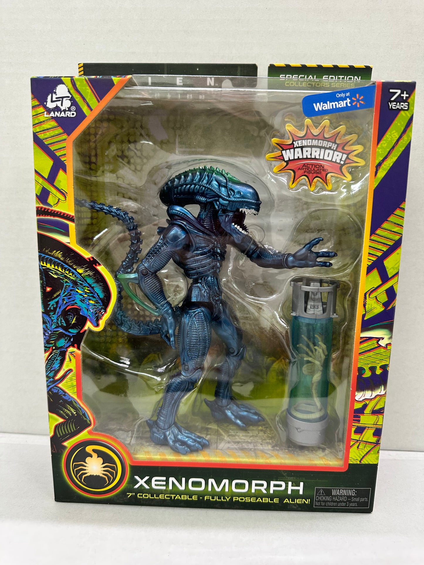 NEW Lanard Xenomorph Alien Collection Warrior & Canister Walmart Exclusive 2021