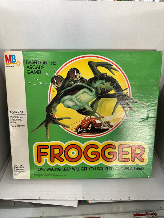 VINTAGE COMPLETE 1981 Milton Bradley Frogger Board Game Based On The Arcade Game