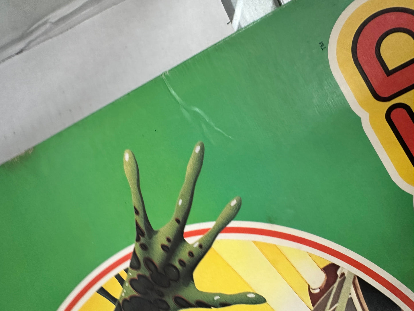 VINTAGE COMPLETE 1981 Milton Bradley Frogger Board Game Based On The Arcade Game