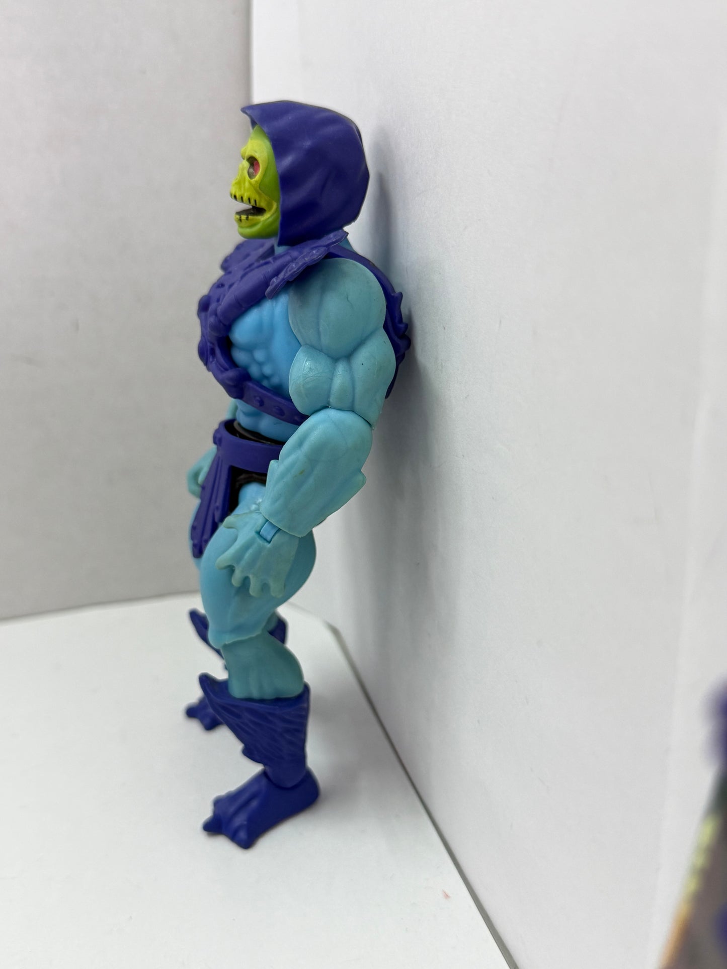Masters of the Universe Origins Skeletor MOTU Loose Complete W/ Mini Comic