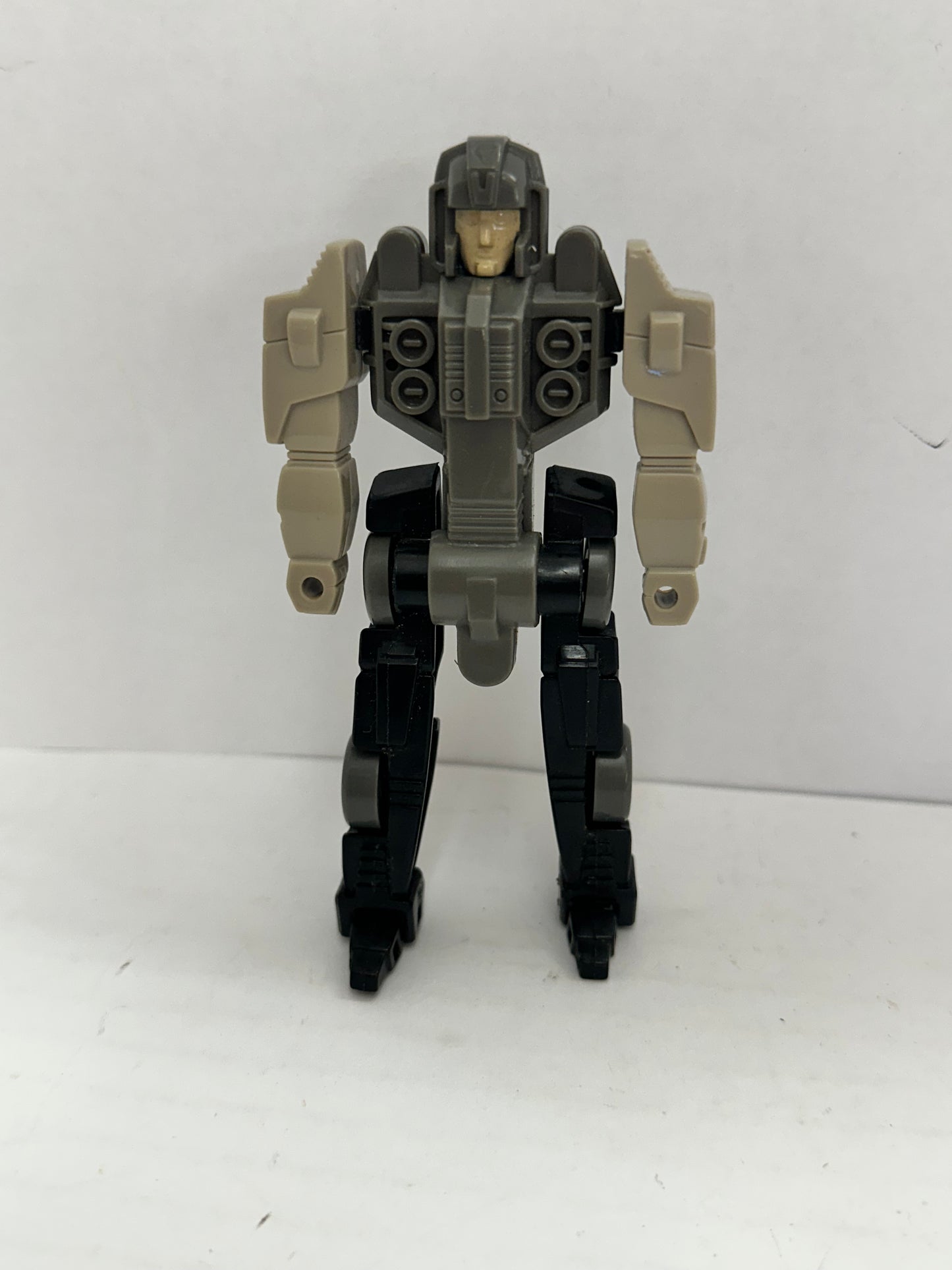 Transformers G1 1988 Groundbreaker inner robot pretender