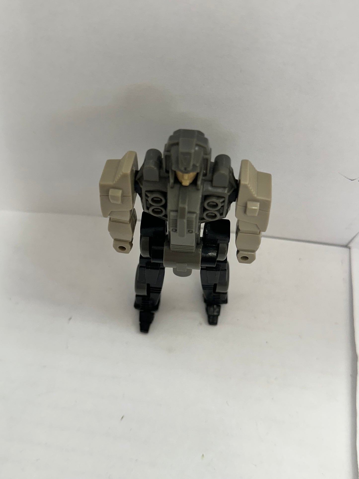 Transformers G1 1988 Groundbreaker inner robot pretender