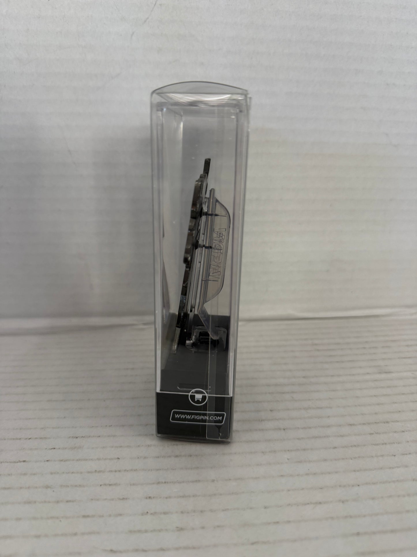 Starscream FiGPiN #670 Transformers Exclusive NEW