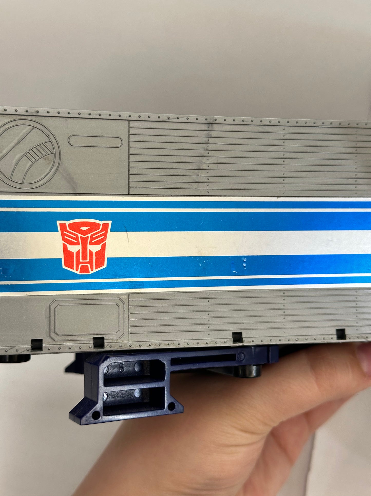 Optimus Prime 100% Complete Vintage 1985 G1 Transformer Hasbro Action Figure
