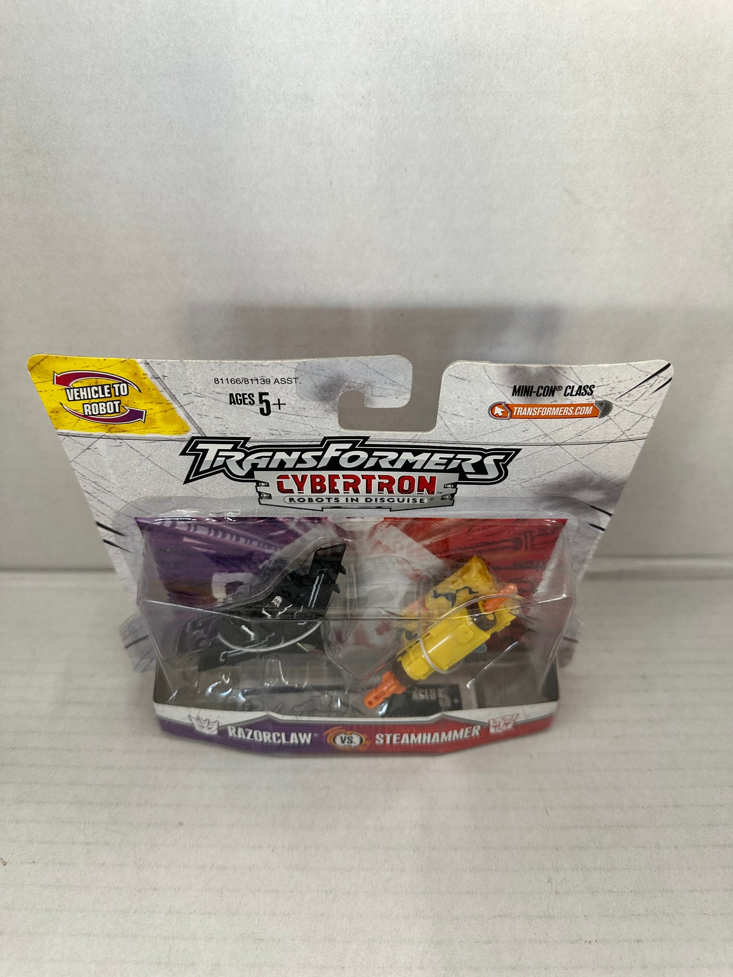 Hasbro Transformers Cybertron Razorclaw Vs Steamhammer Action Figure
