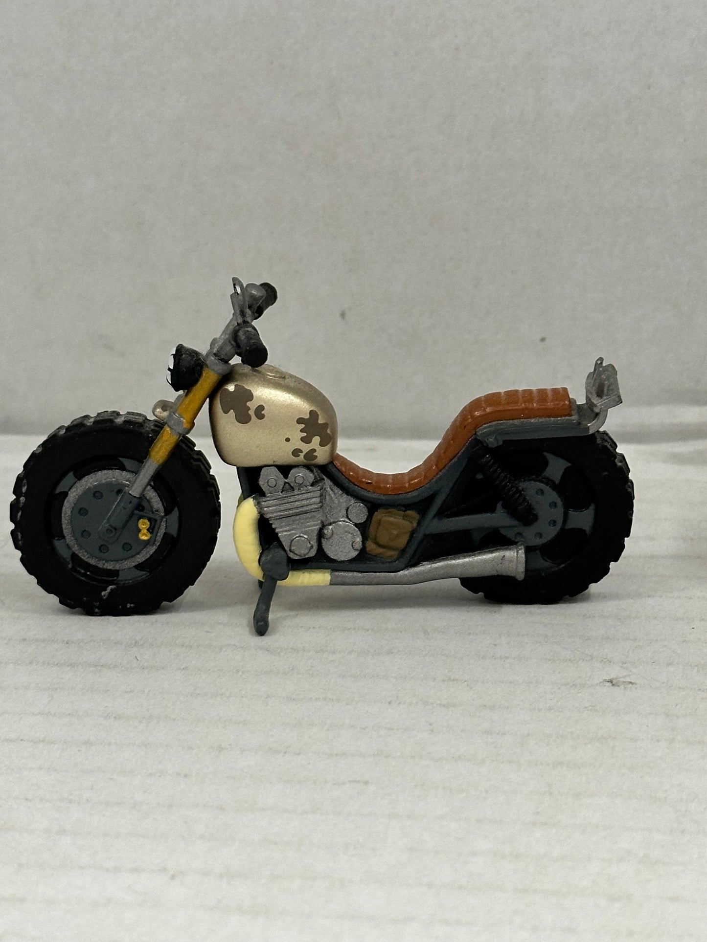 FUNKO MYSTERY MINIS WALKING DEAD S4 BLOODY DARYL DIXON KNIFE CROSSBOW + BIKE