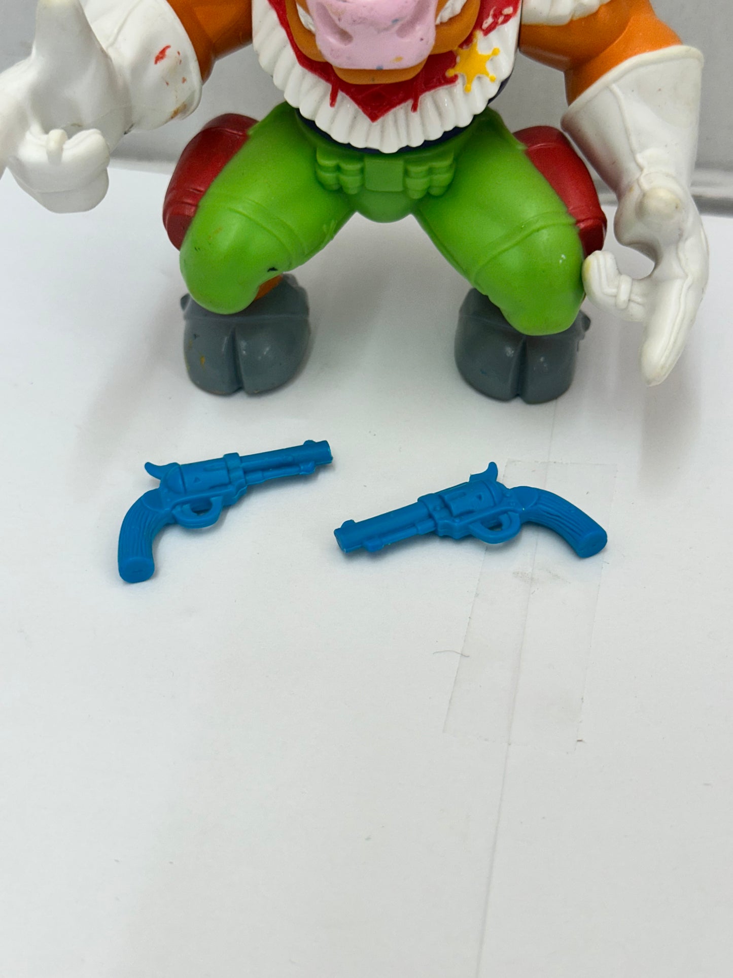 Vintage Moo Montana Hasbro Cowboys of Moo Mesa 1991 Figure Complete w/ 2 Guns