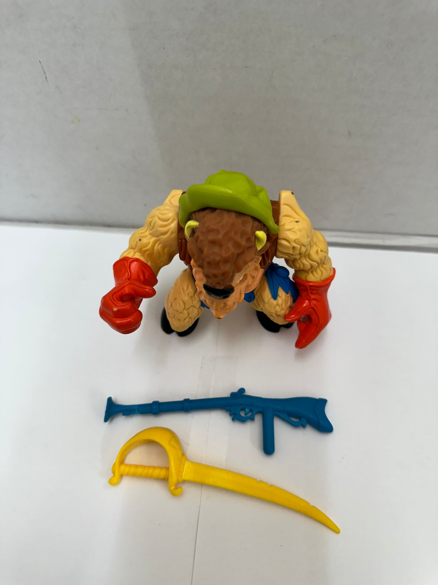 VTG 1991 Hasbro Cowboys of Moo Mesa Buffalo Bull W/ Rifle & Saber Complete