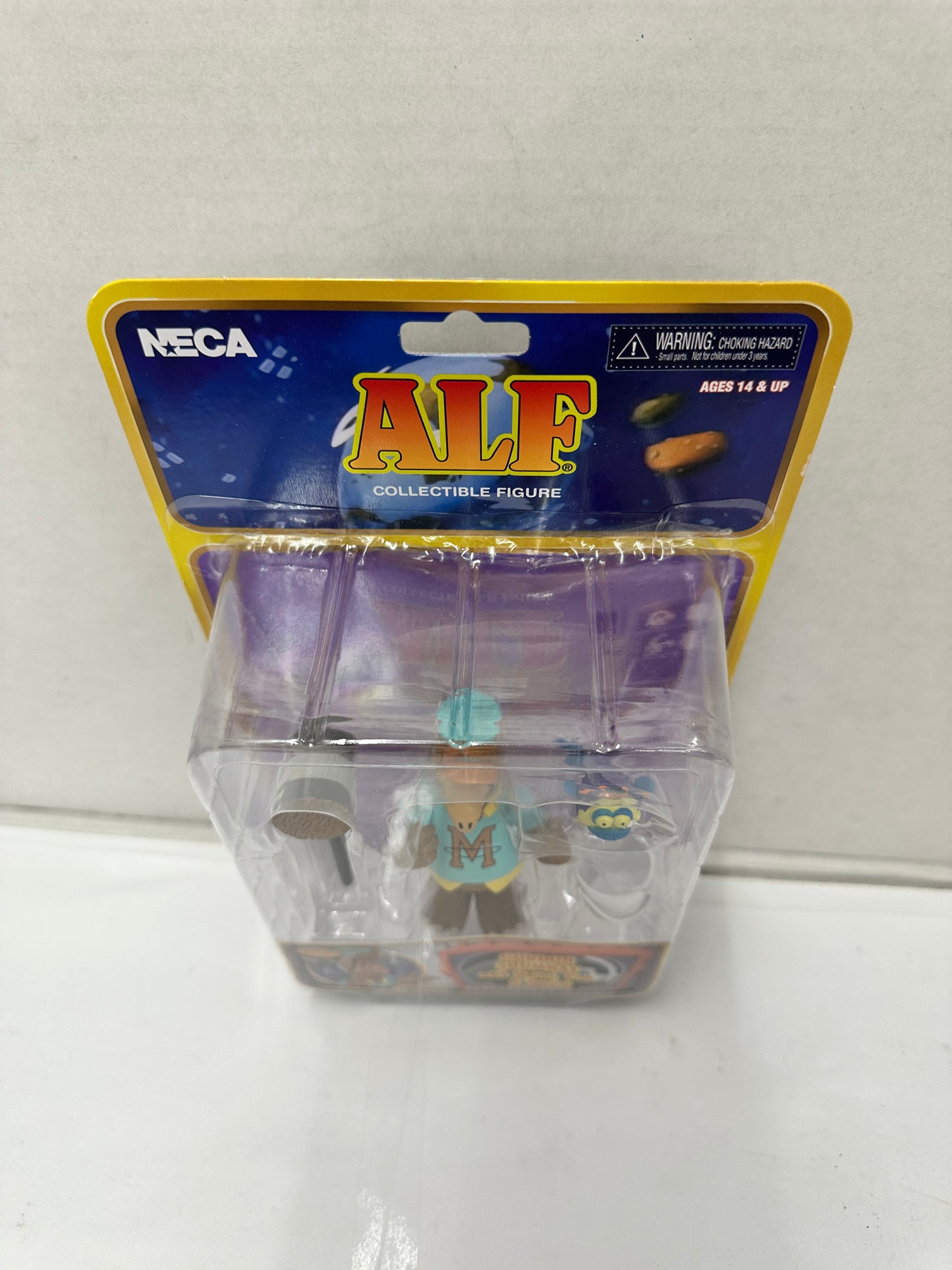 NECA ALF Gordon Shumway Ultimate Action Figure w/ Mallet, Fish & Bucket