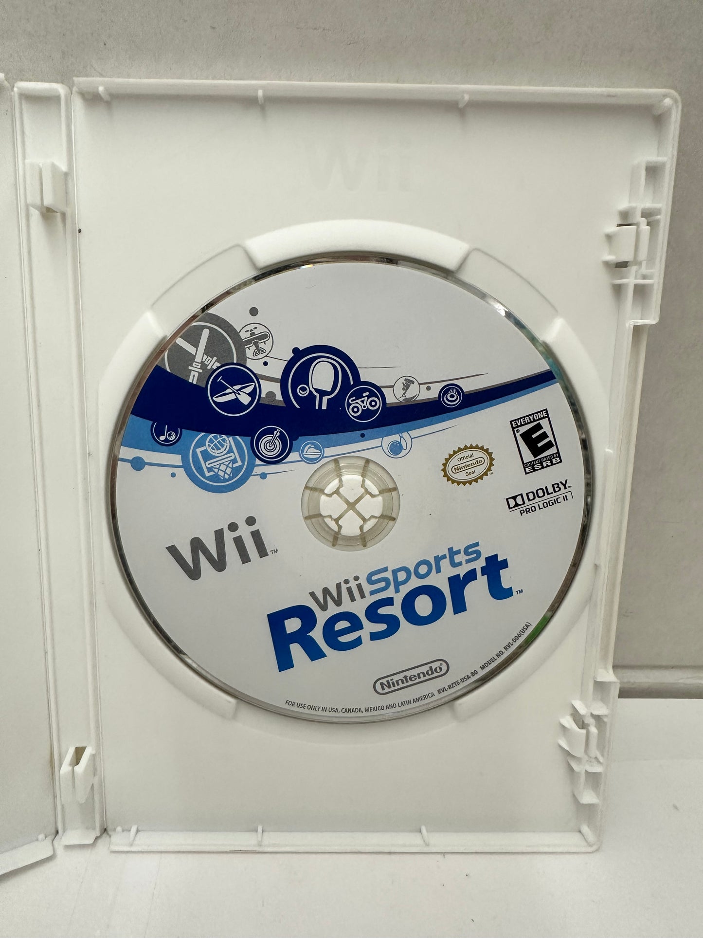 Wii Sports Resort (Nintendo Wii, 2009) No Manual