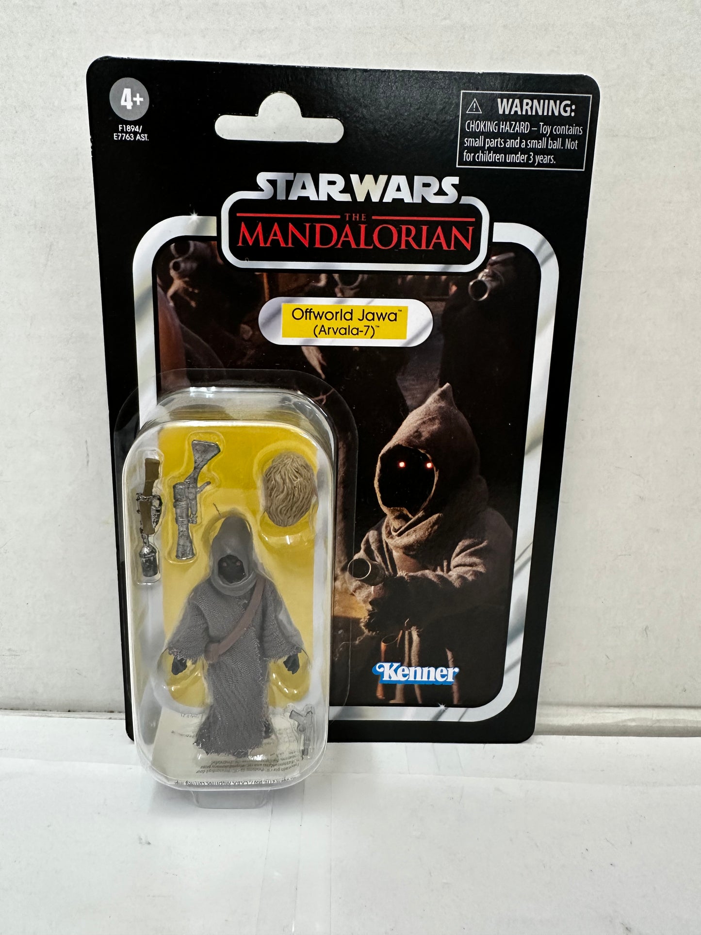 Star Wars Vintage Collection - The Mandalorian Offworld Jawa  Action Figure