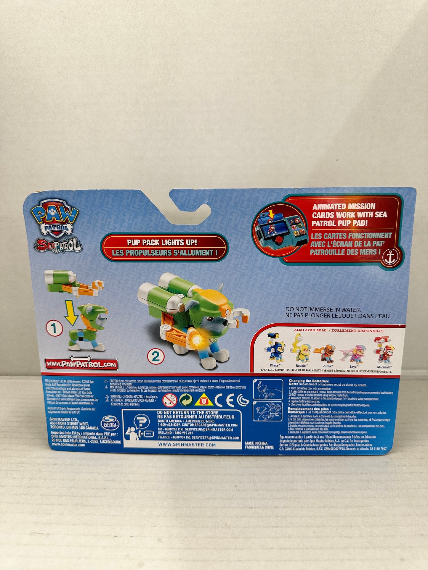 Paw Patrol Sea Patrol Light Up Rocky Action Pup Figure Scuba Under Water