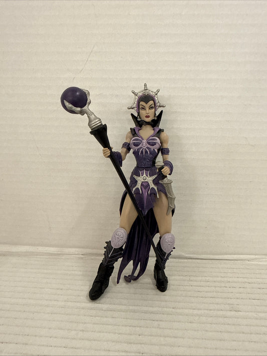 Evil-Lyn Figure 200x Master of the Universe 2002