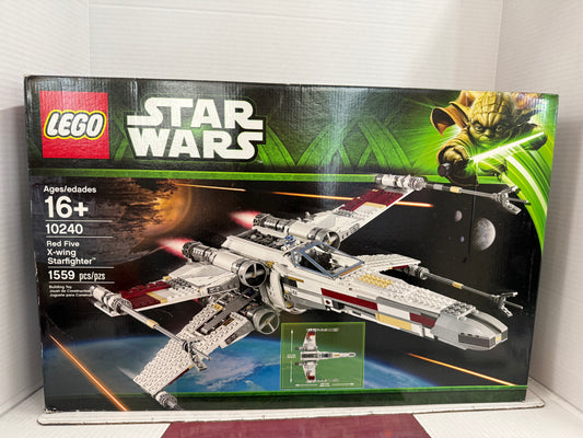 LEGO Star Wars #10240 "RED FIVE X-WING STARFIGHTER"