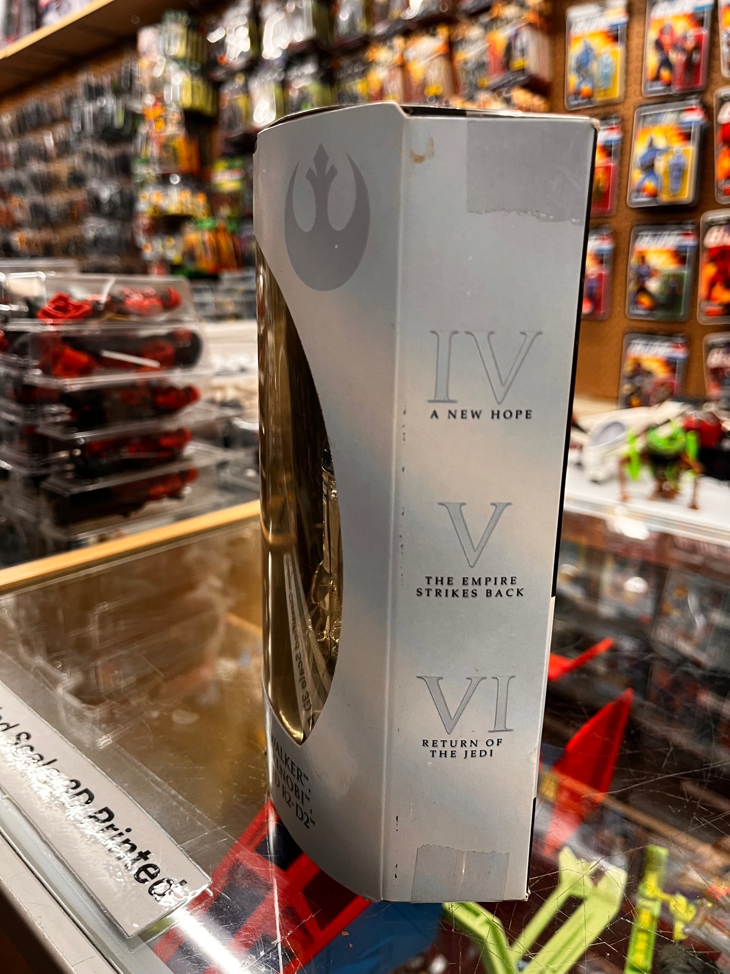 Star Wars Commemorative Trilogy- Luke Skywalker, Obi-Wan Kenobi, C-3PO R2-D2