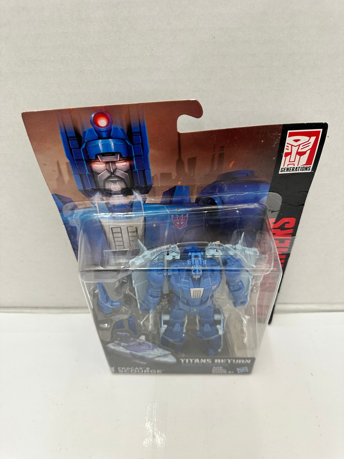Transformers Titan Returns SCOURGE w/ FRACAS Deluxe Class