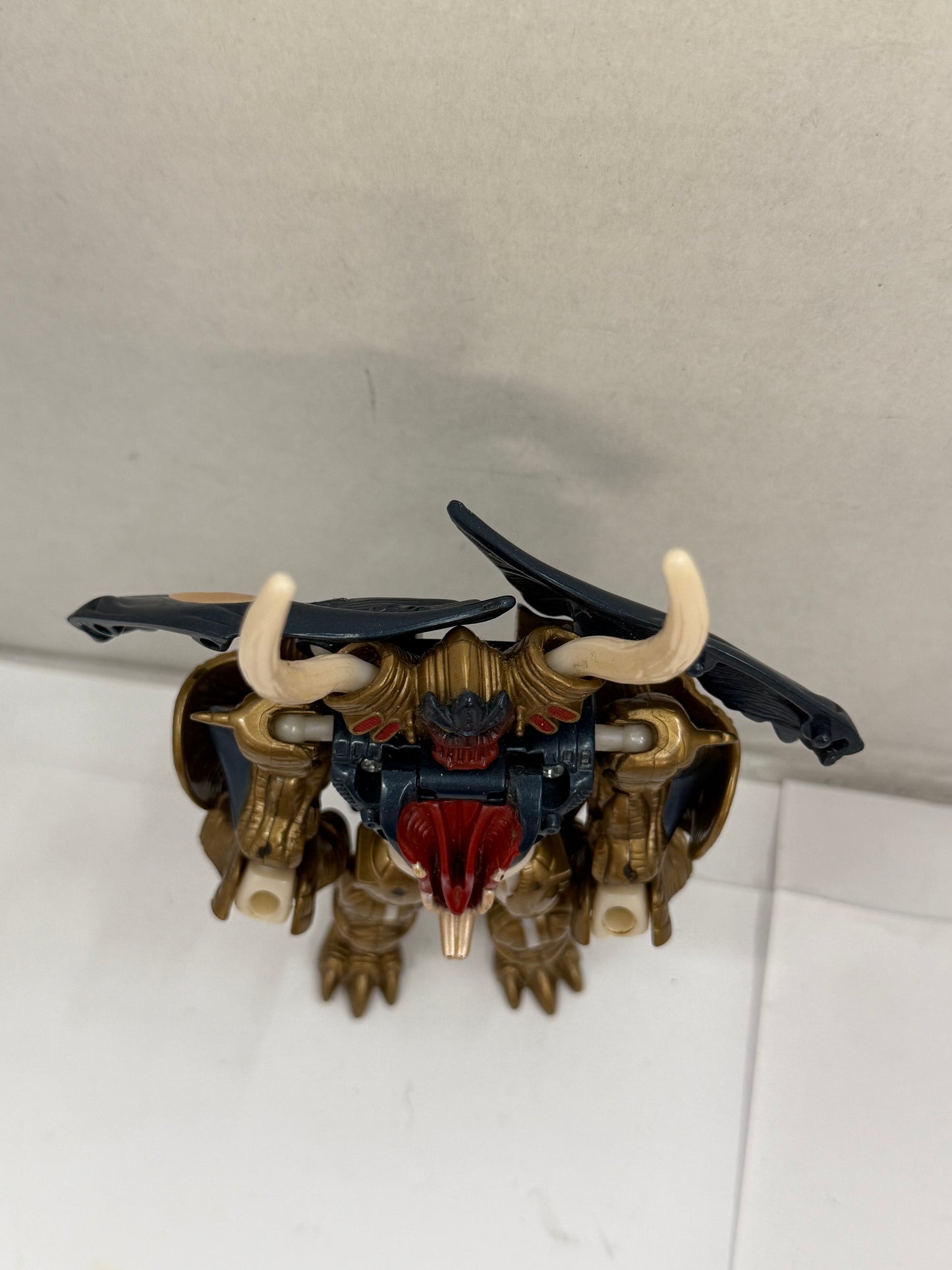 Transformers BEAST WARS Fuzors Deluxe Class TORCA - Incomplete