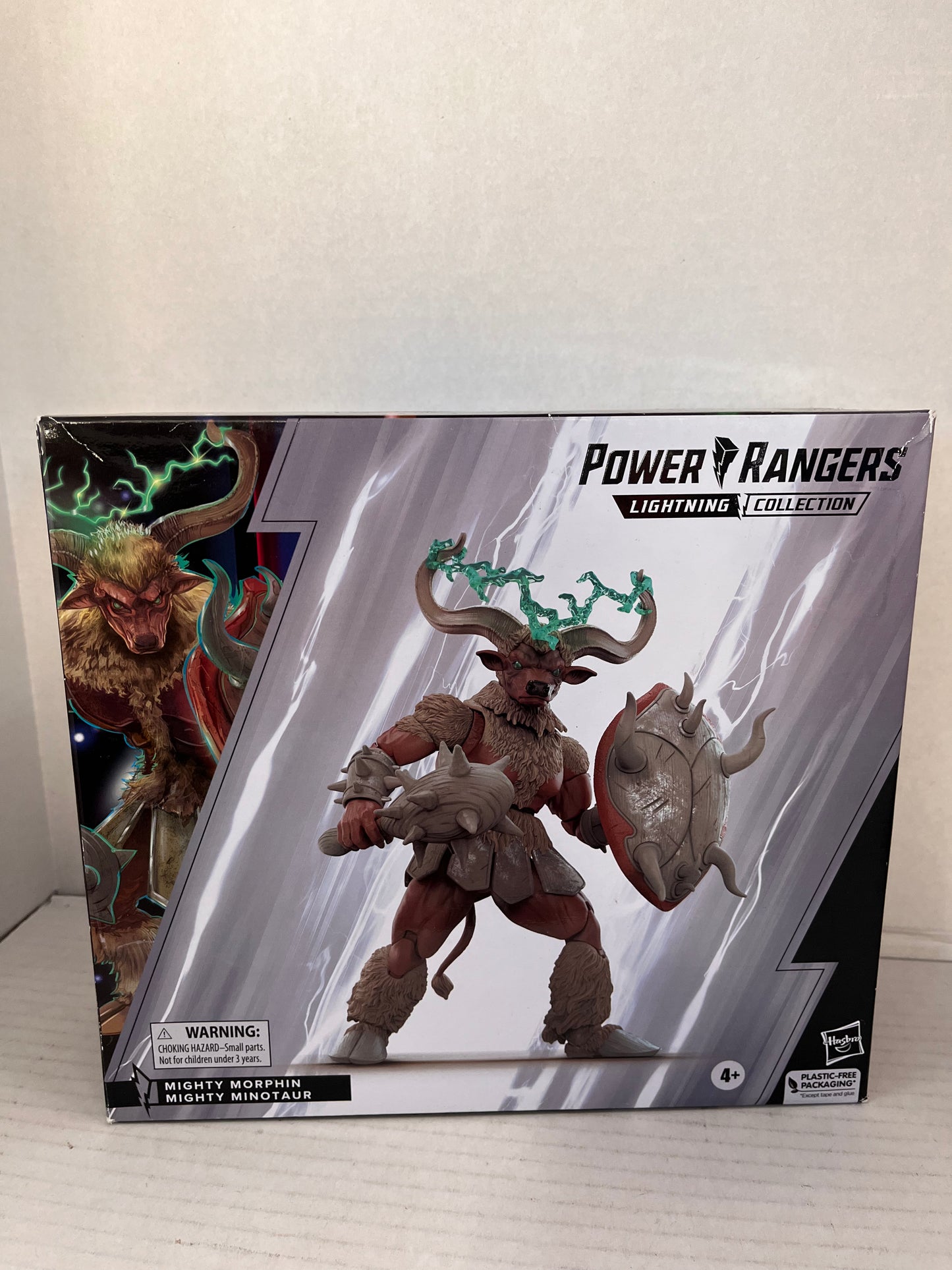 Mighty Morphin Mighty Minotaur 8" Toy Figure Power Rangers Lightning Collection