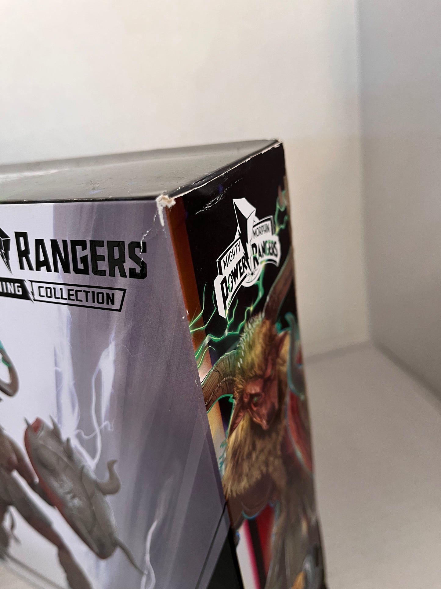 Mighty Morphin Mighty Minotaur 8" Toy Figure Power Rangers Lightning Collection