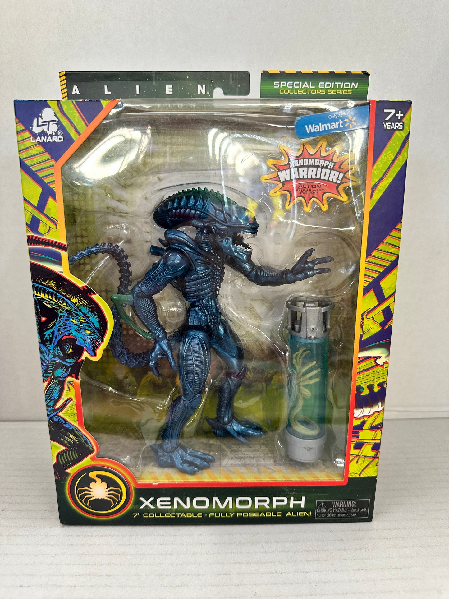 Xenomorph Alien Collection Lanard Warrior Xeno & Canister Blue Open Box