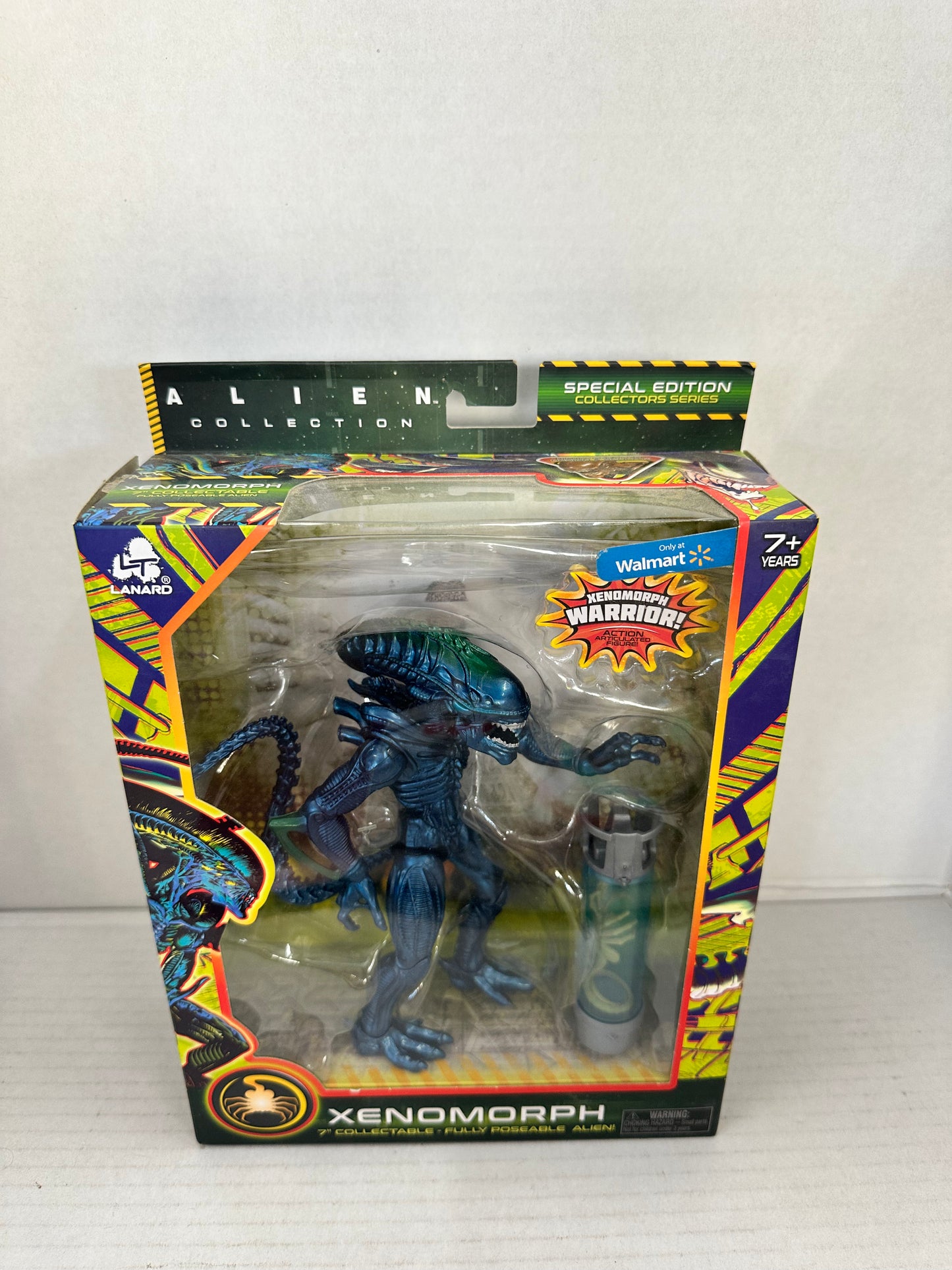 Xenomorph Alien Collection Lanard Warrior Xeno & Canister Blue Open Box