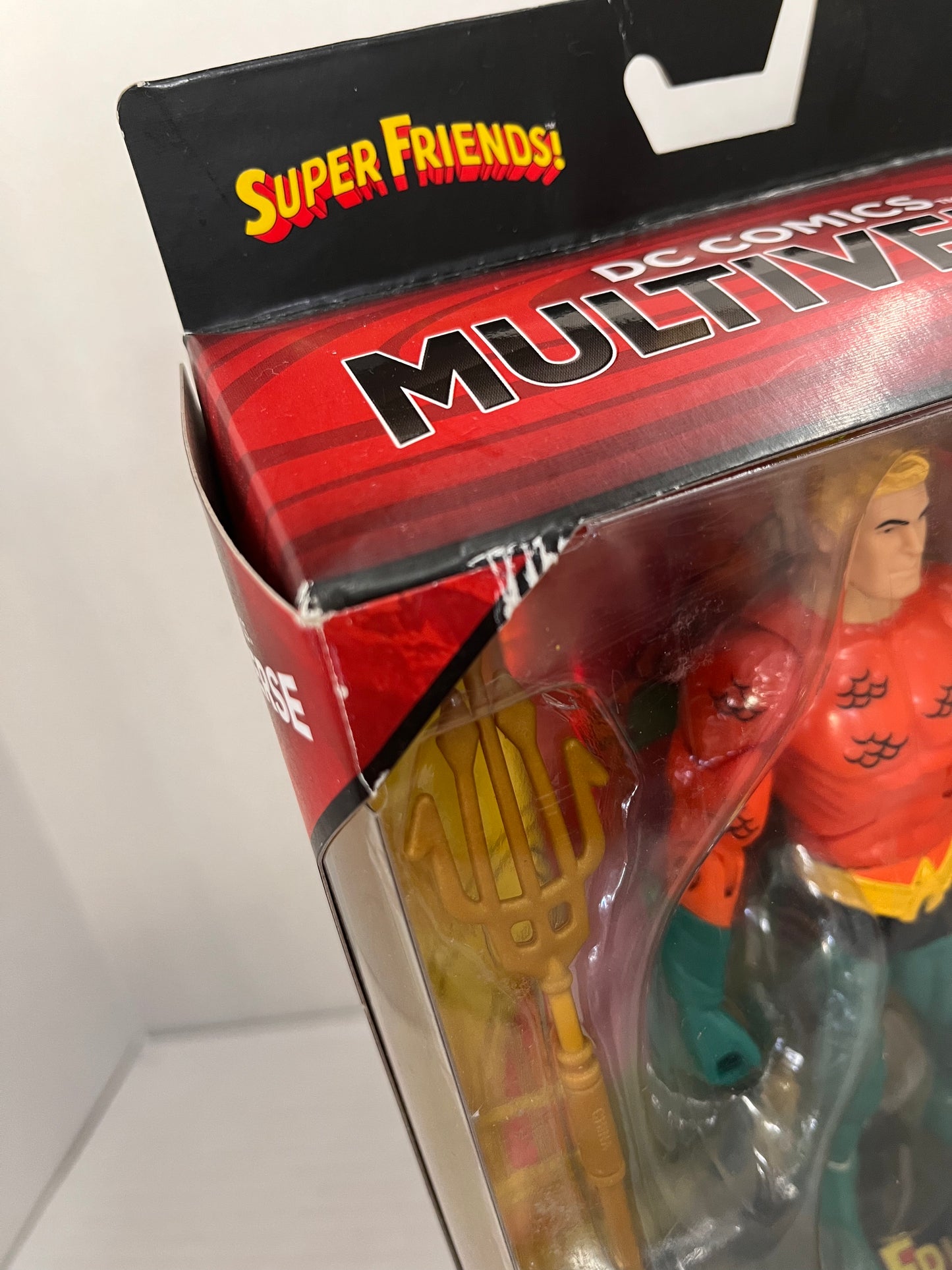 Mattel DC Comics Multiverse SuperFriends Aquaman 6" Action Figure Collector Card