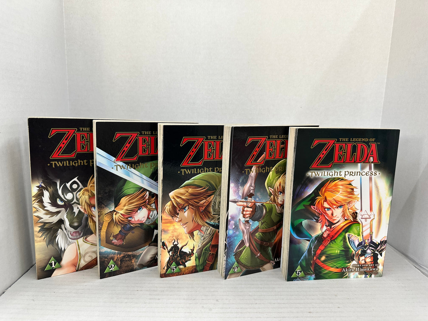 The Legend of Zelda: Twilight Princess MANGA Vol. 1-5 Set