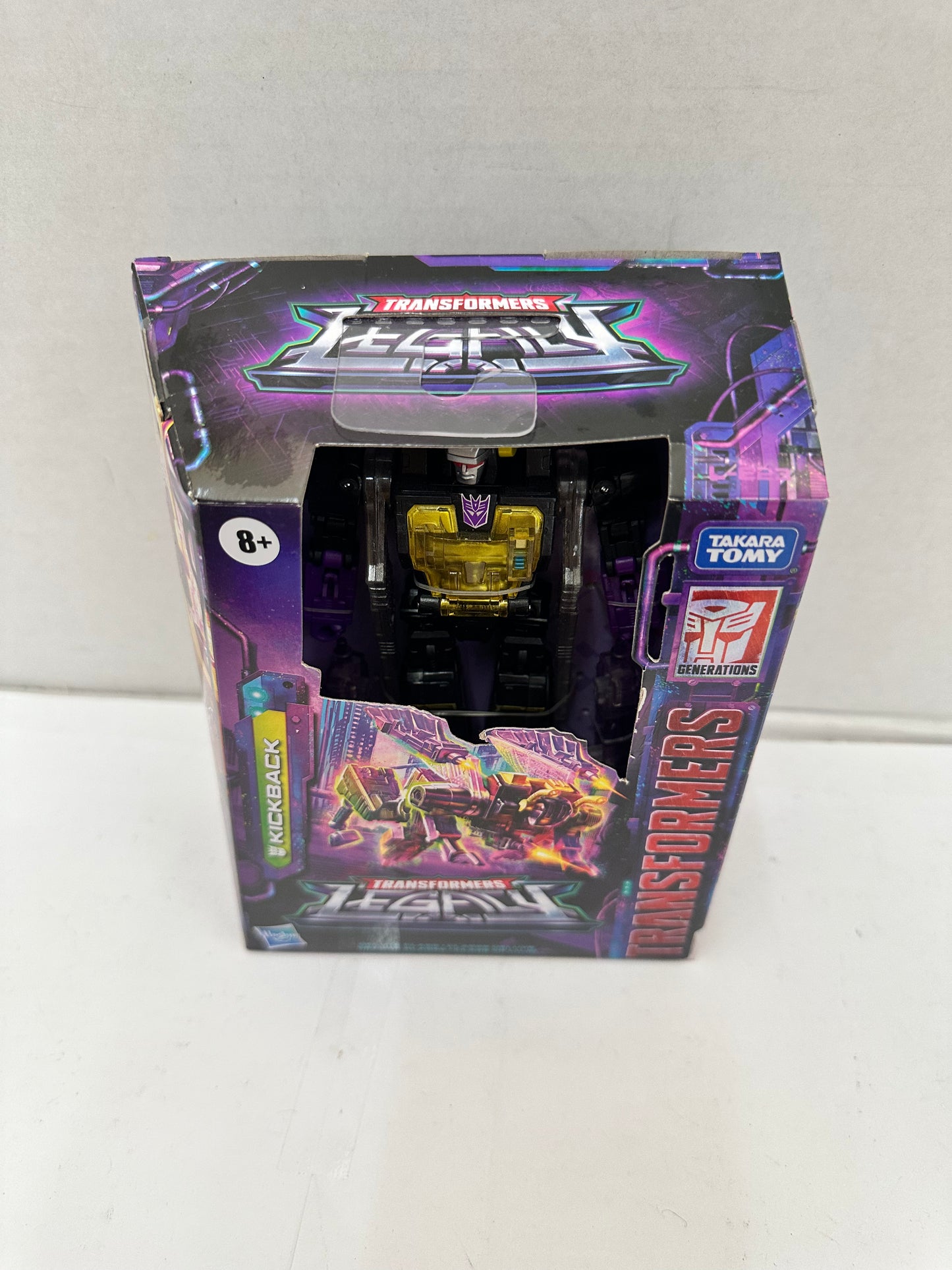 Transformers Legacy Deluxe Class Kickback Figure