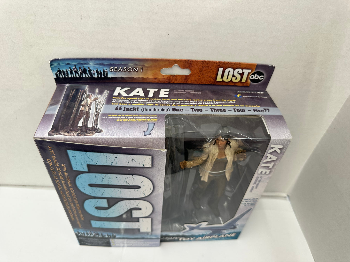 2006 McFarlane Toys Lost Season 1 Kate Action Figure with Authentic Sound Clip