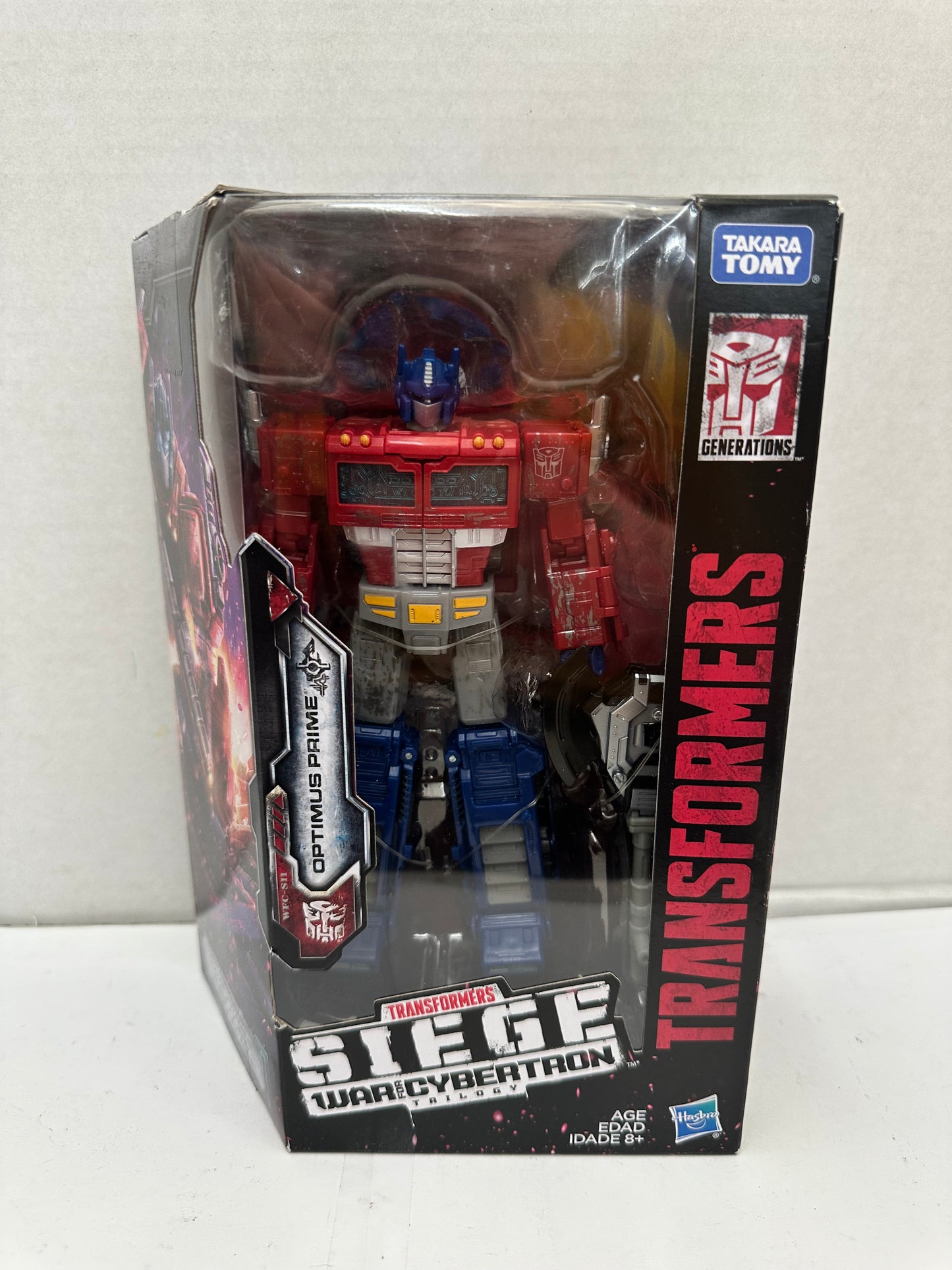 Transformers Generations War for Cybertron: Siege Voyager Class Optimus Prime