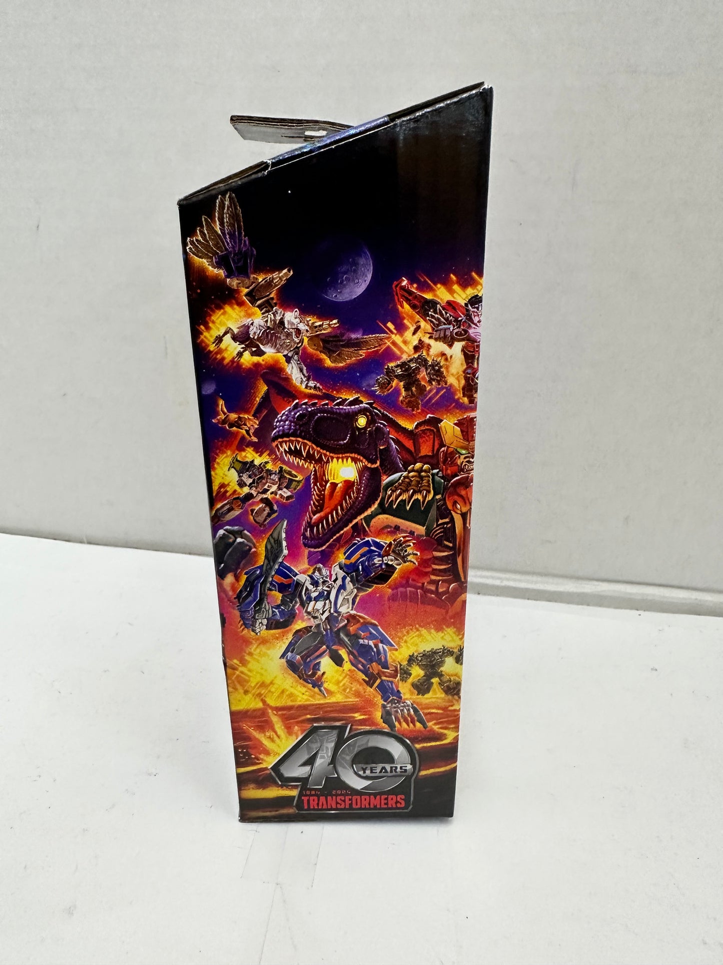 Transformers Quake Heater Tiptop Legacy United Deluxe Class 2024