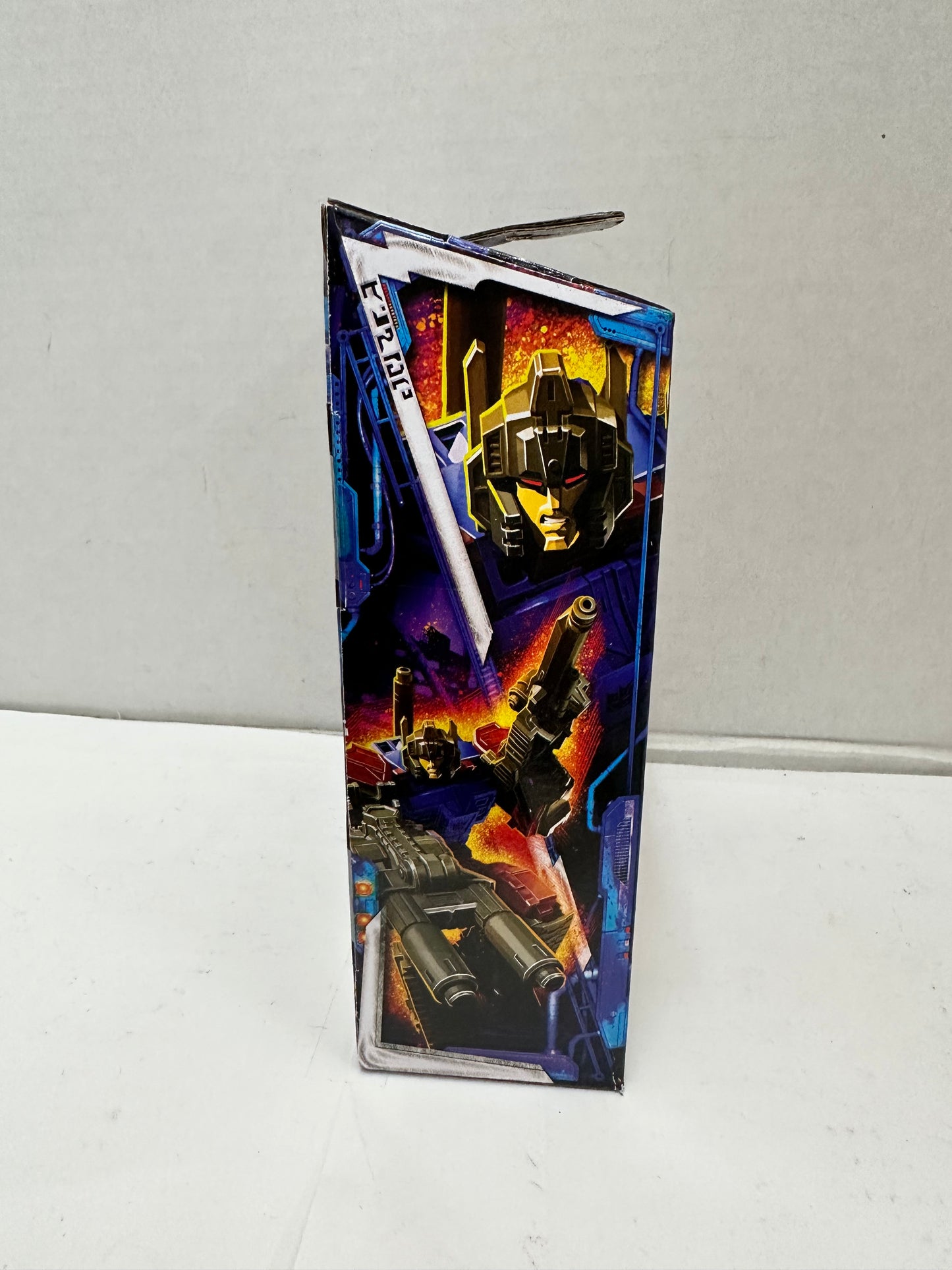 Transformers Quake Heater Tiptop Legacy United Deluxe Class 2024